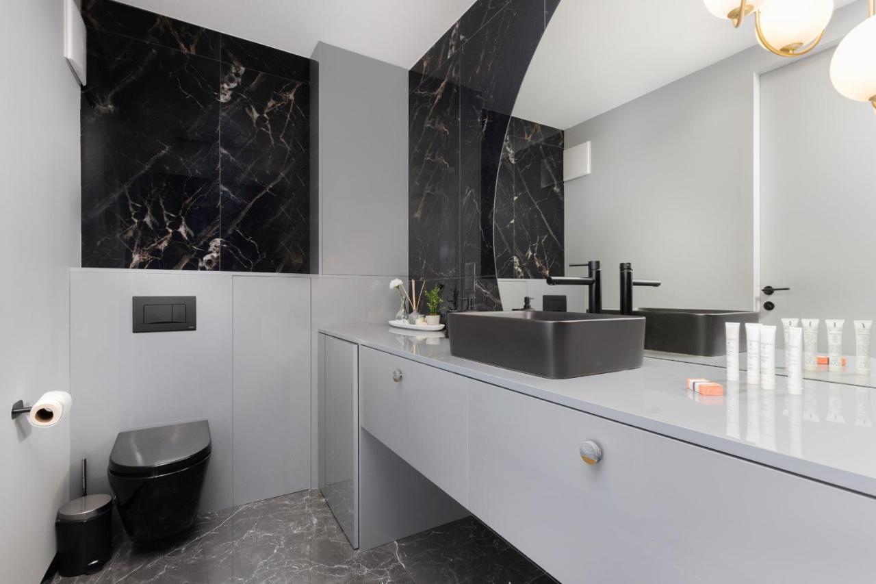 Luxurious Apartment With Two Bedrooms And Parking In Gdynia By Noclegi Renters Eksteriør bilde