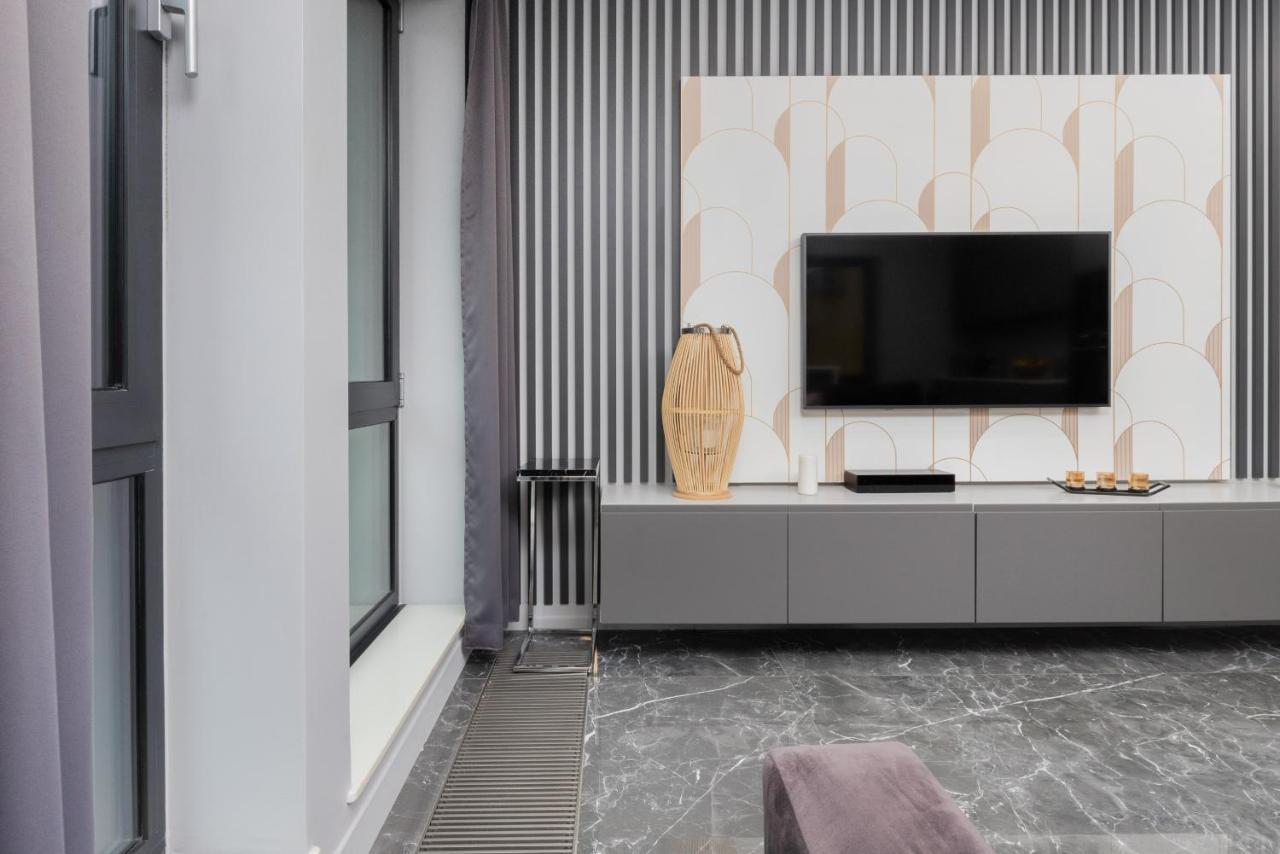 Luxurious Apartment With Two Bedrooms And Parking In Gdynia By Noclegi Renters Eksteriør bilde